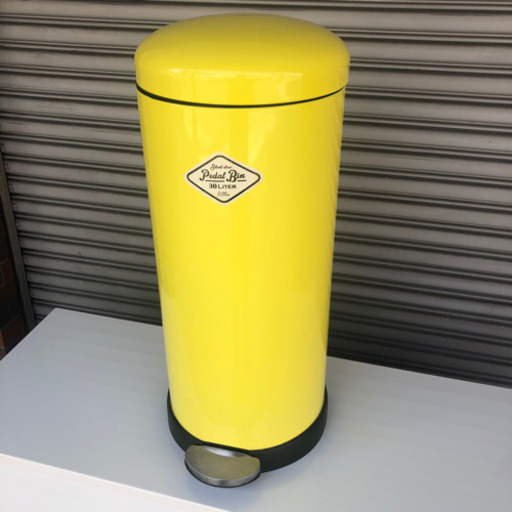 #5180 ペダル式ゴミ箱 サイレントクローズペダルビン 30L イエロー HF-606 FUJIEI 藤栄 フジエイ