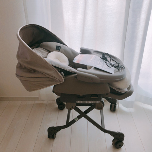 combi ネムリラ　AUTO SWING BEDi