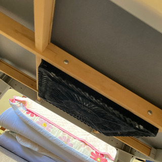 折り畳みテーブルの画像