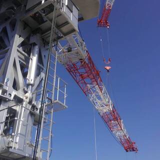 鳶土工、普通作業員募集！！一緒に街のランドマークを建てませんか♪♪