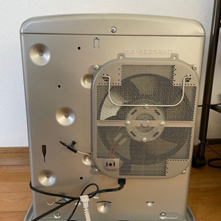石油ファンヒーター 2018年製の画像