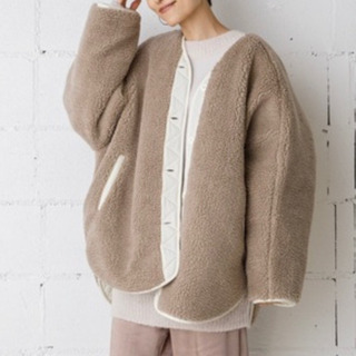 美品　CIENA　コクーンキルトボアリバーシブルコート