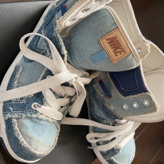 NIKE ハイカットスニーカーの画像