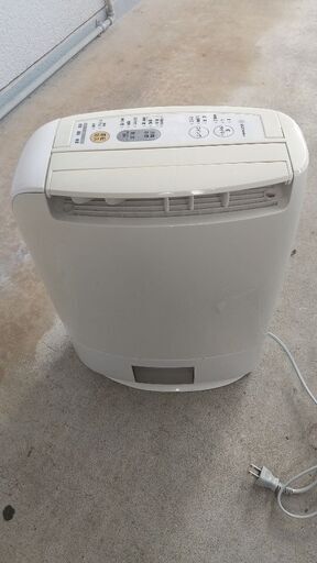 Panasonicデシカント方式 衣類乾燥除湿機:F-YZM60