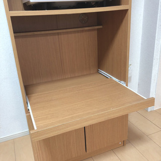 食器棚の画像