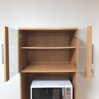 食器棚の画像
