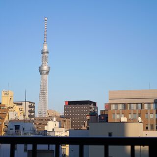 【！急募！】浅草のホステルで宿直スタッフ募集　家賃無料！