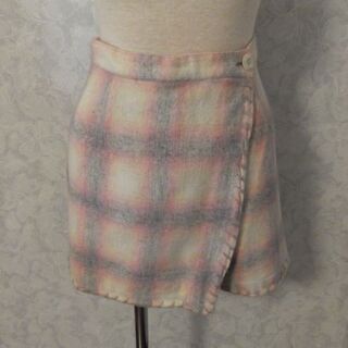 ピンク系チェック　巻きスカート風キュロット　マフラー付き　中古USED