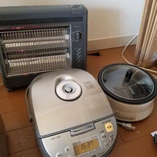 お譲り先、決まりました。坂戸市より、家電いろいろ、無料で差し上げます。取りに来ていただける方。IHジャー炊飯器、ふとん乾燥機、ミニグリルパン、掃除機、扇風機、ストーブなどの画像