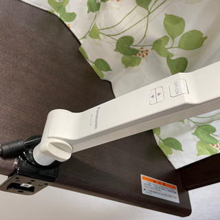 Panasonic デスク用ライト