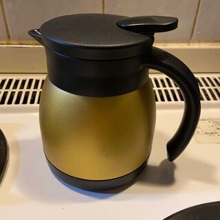 魔法瓶保冷保温ピッチャー（370ml程度）