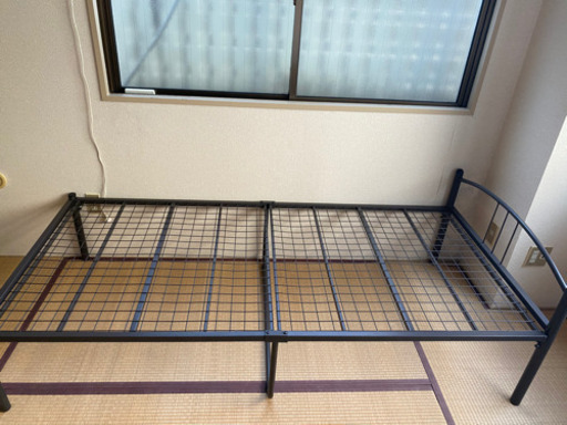 シングルベッド