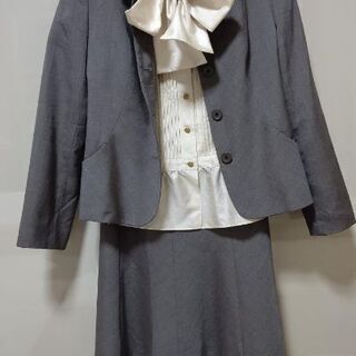 XSサイズスーツの画像