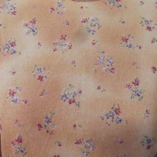 【クレーマキシム】ハイネック　カットソー　ベロア風　小花柄　キャメル系カラー　サイズ５～７　新品未使用の画像