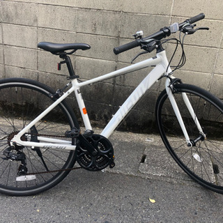 【クロスバイク】美品❗️700x28c 3x7段変速付　若林自転車　膳所　SALE中❗️ホワイト クロスバイク】美品❗️700x28c 3x7段変速付 若林自転車 膳所 SALE中