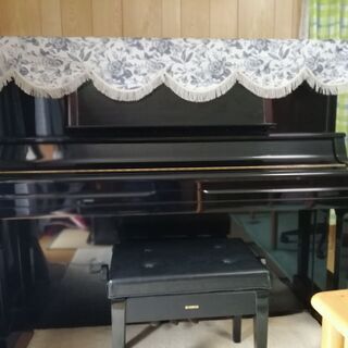YAMAHA YU5　アップライトピアノ　