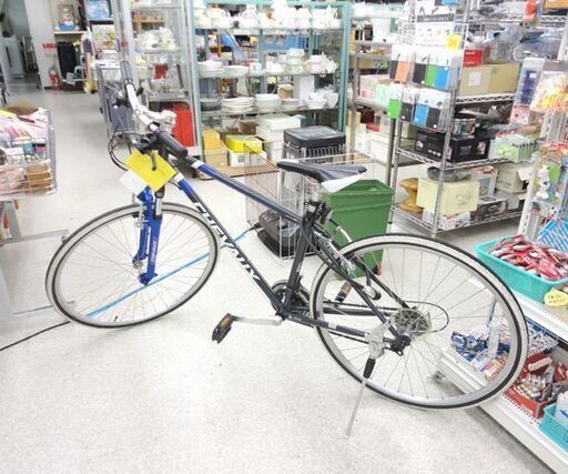 ►自転車 700C クロスバイク 7×3切替 スタンド付き ブラック シェボー ☆ PayPay(ペイペイ)決済可能 ☆ 札幌市 北区