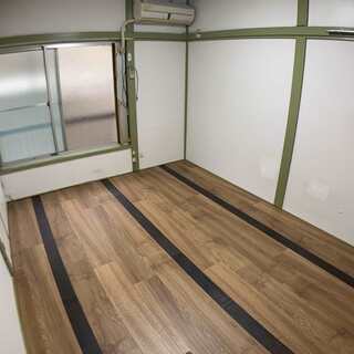 新田駅徒歩４分　ワンルーム２００００円～　水道代込　無料インターネット接続　初期費用3万円から！！ - シェアハウス