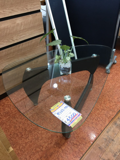 ガラステーブル