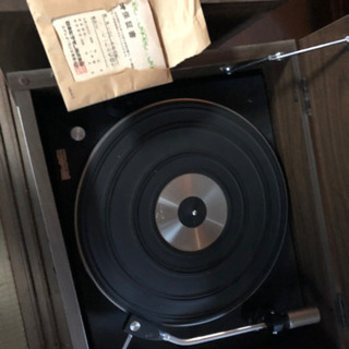 Victorビンテージラジオレコードプレーヤー/スピーカーセットの画像