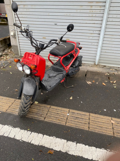 鹿児島市　ズーマー　赤　人気車