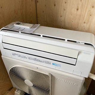 65) エアコン 東芝 10畳用 100V 2015年製 標準取...