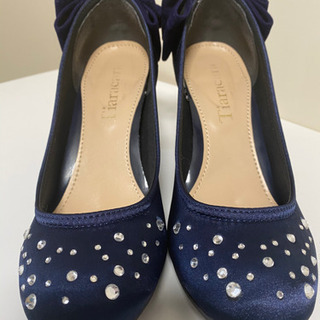 ティアラカーラ（Tiaracara）パンプス　Lサイズの画像