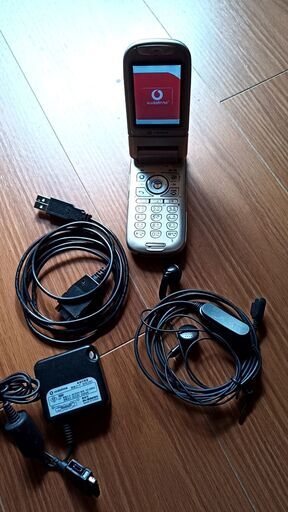 【希少】ボーダフォンV402SH 電池、SDカード、充電器、アンテナイヤホン付