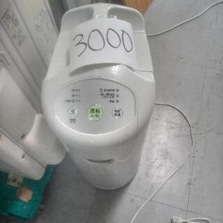 コロナ除湿器別館倉庫浦添市安波茶2-8-6においてます