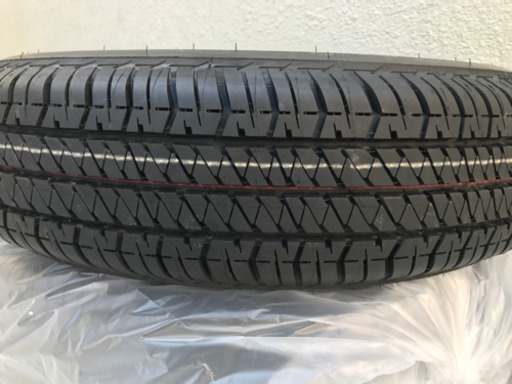 【再値下げしました】ジムニーjb64タイヤ新車外し