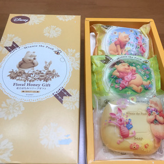 ★【お取引決定】くまのプーさん　花とはちみつソープギフト