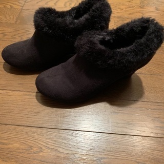 ショートブーツの画像
