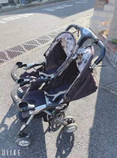 コンビ　ツインベビーカー
