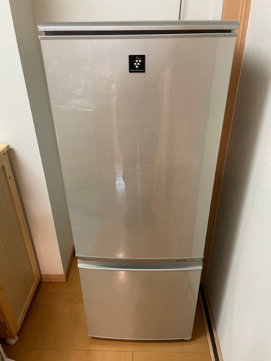 【譲り先決まりました。】【取りに来てもらえる方のみ】シャープ冷凍冷蔵庫167L
