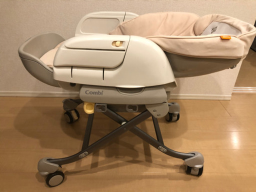 ハイローチェア　コンビ
