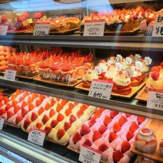 『心斎橋の苺スイーツ専門店へ一緒に行きませんか🍓』