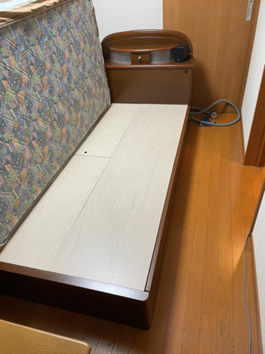 シングルベッド２つ