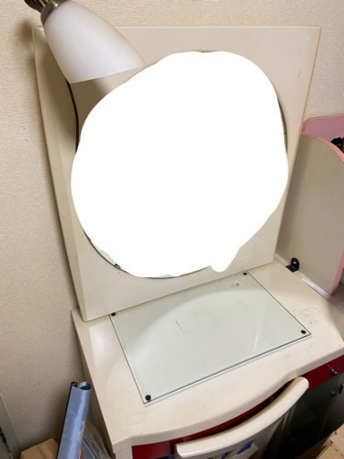 1500円で譲ります。ドレッサー 今週中に見つからない場合処分
