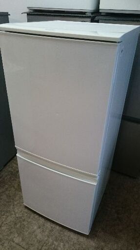 シャープ（SHARP) SJ-14Y-W　2ドア冷凍冷蔵庫137L つけかえどっちもドア 2014年製　まだまだ冷えます！！