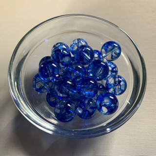 ブルークラック水晶（爆裂水晶）（染色）（10mm玉）粒売りの画像
