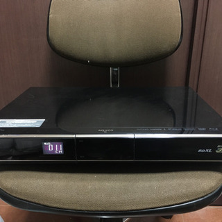 シャープ 500GB 2チューナー ブルーレイレコーダー AQU...