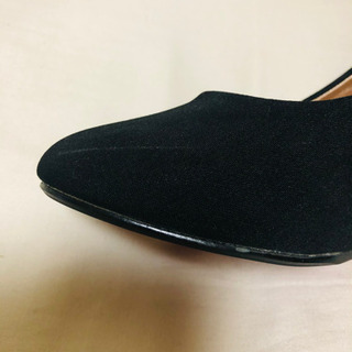 【お譲り致しました】黒 スエードパンプス Lサイズ お譲りします！の画像