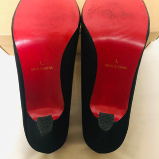 【お譲り致しました】黒 スエードパンプス Lサイズ お譲りします！の画像