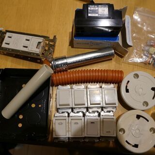 電気工事士セット　テキスト、圧着工具、端子等