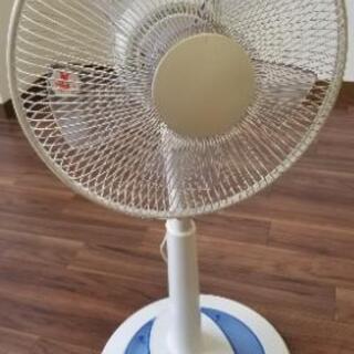 無料‼️至急扇風機あげます。