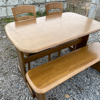 ‼️鬼安‼️ダイニングセット‼️椅子三脚‼️傷はあります‼️だから¥1000‼️‼️の画像