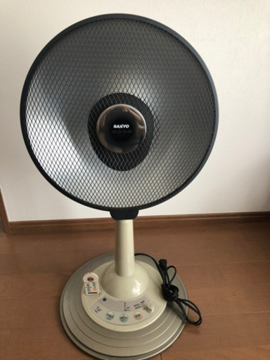 ☆SANYO ハロゲンストーブ　遠赤外線☆
