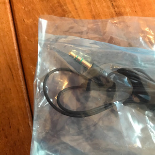 【新品】SONYイヤフォン & microUSBケーブル2本 の画像