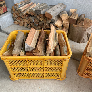 キャンプ　薪ストーブ　スエーデントーチ　原木　にどうですか？の画像