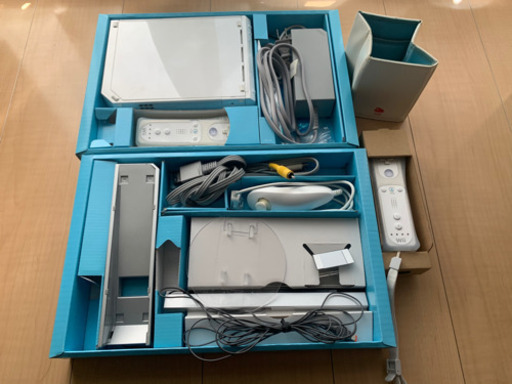 【値下げ】Nintendo Wii フルセット　ソフト付き